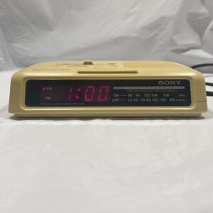Sony Dream Machine Am/FM Digital Alarm Clock Radio ICF-C25 *Yellowed* Works